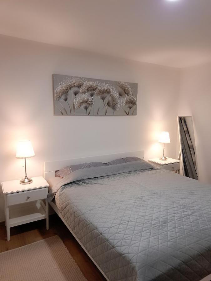 Apartment Luana Pula Exteriör bild