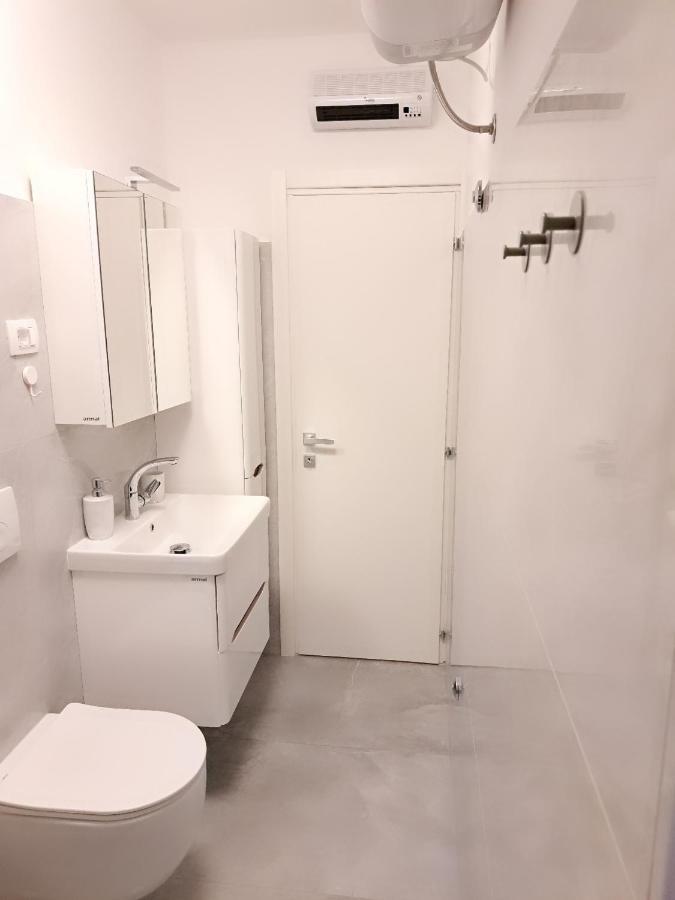 Apartment Luana Pula Exteriör bild